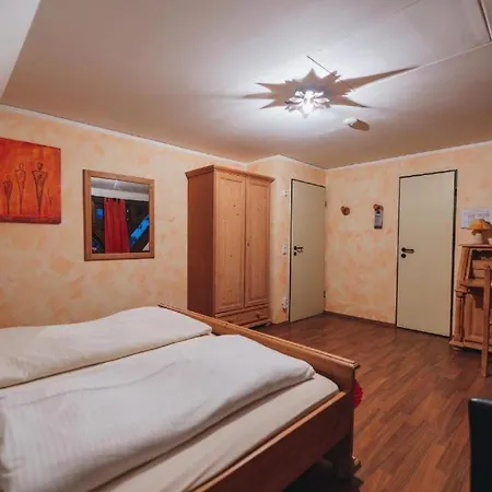 Neukirchner Hof Bed & Breakfast