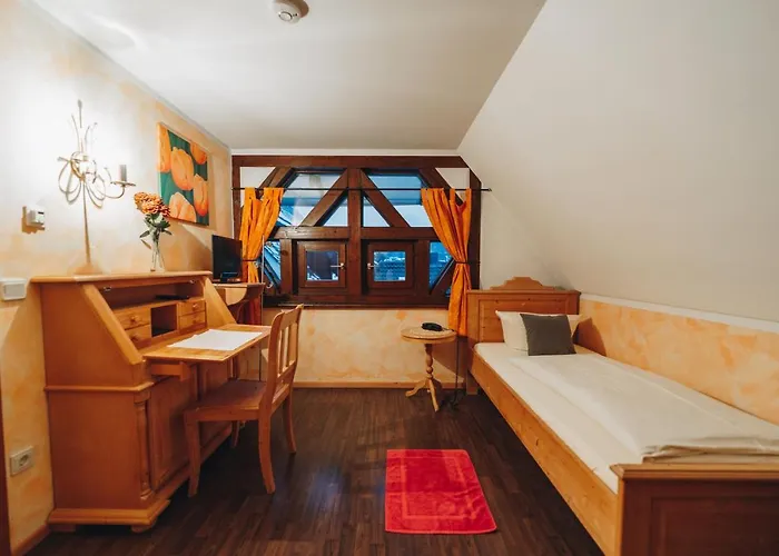 Neukirchner Hof 3*