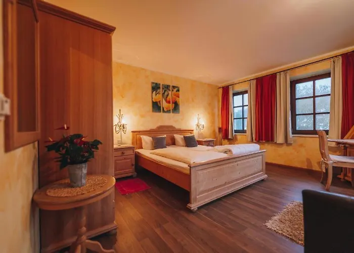 Neukirchner Hof 3* Neukirchen Bei Sulzbach-Rosenberg