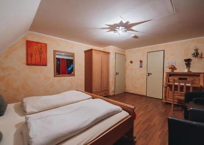 Neukirchner Hof Bed & Breakfast