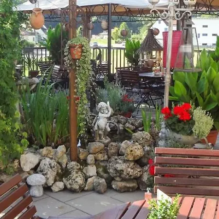 Neukirchner Hof 3*