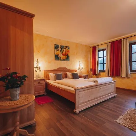 Neukirchner Hof 3* Neukirchen Bei Sulzbach-Rosenberg